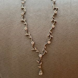 Amway Silvertone Drop Necklace